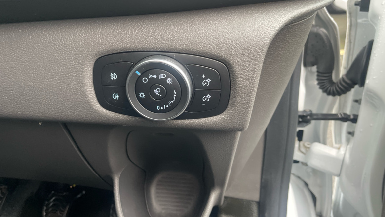 Ford Transit Custom 290 L2 Diesel Fwd 2.0 EcoBlue 185ps Low Roof Sport Van